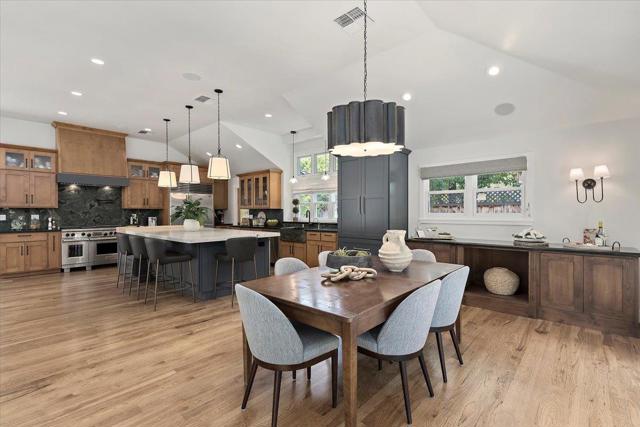 838 Cherrystone Drive, Los Gatos CA: https://media.crmls.org/mediaz/79199c48-7c17-4966-aa5e-607bae49c90a.jpg