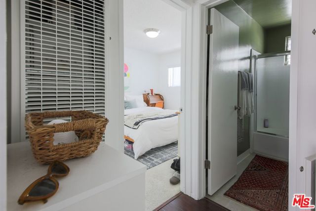 Drew Fenton | 11933 Darlington Avenue Los Angeles CA | MLS: 7171698