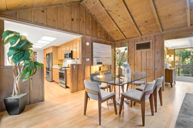 1019 Los Trancos Road, Portola Valley CA: https://media.crmls.org/mediaz/791d3e06-5fb7-47e5-bada-7afcce8ac2be.jpg