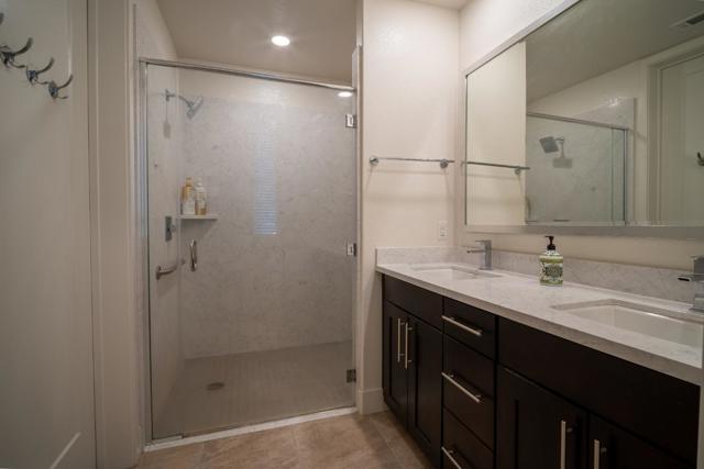 Image 22 of 47 For 708 Eppleton Lane 204