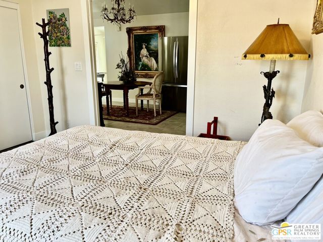 38153 Noble Canyon Drive, Palm Desert CA: https://media.crmls.org/mediaz/791e1f36-c078-4465-9e10-42e6fa0be88d.jpg
