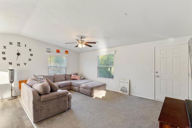 33615 Orange Street, Wildomar CA: https://media.crmls.org/mediaz/791e8988-79d9-4620-9c32-924066956bef.jpg