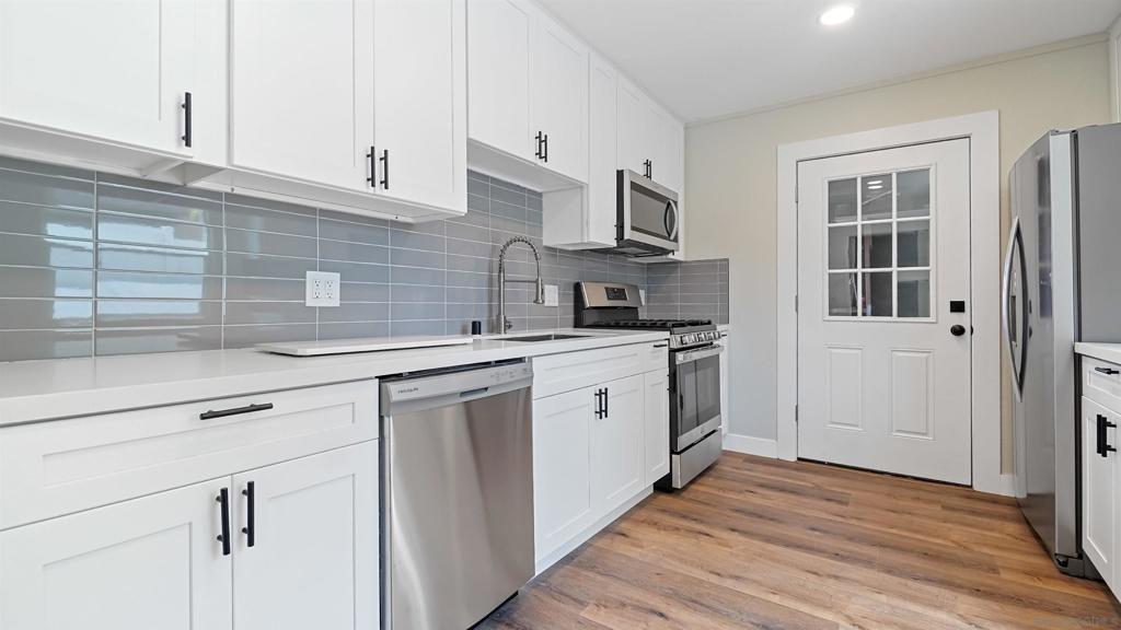 MLS #250042675SD image #30