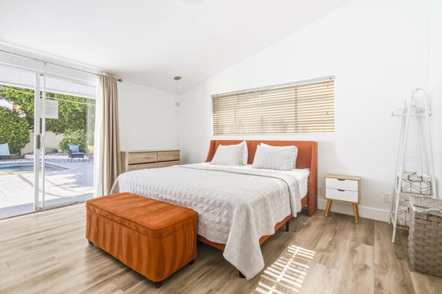 1890 S Navajo Drive, Palm Springs, CA 92264