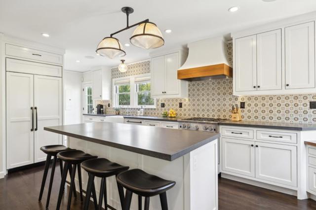 957 University Drive, Menlo Park CA: https://media.crmls.org/mediaz/791f86b3-6f91-43c2-aa0f-d2f0715377ef.jpg