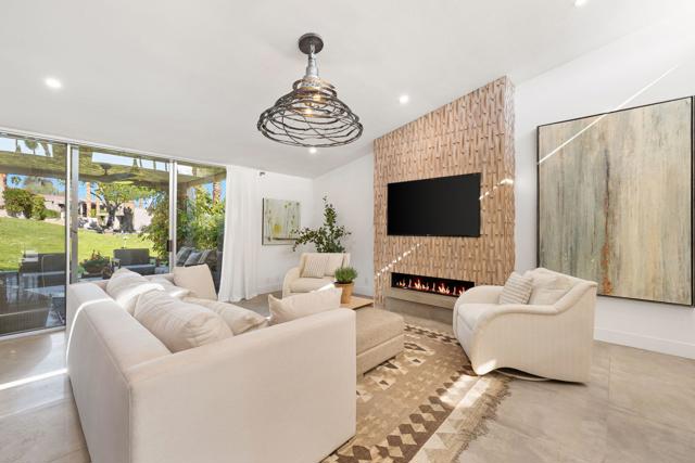 48955 Mariposa Drive, Palm Desert, CA 92260