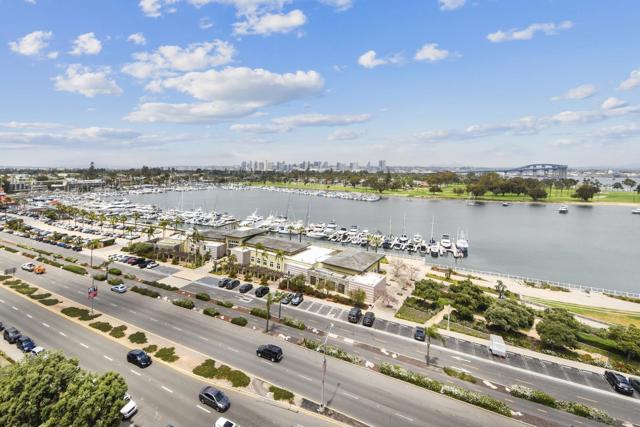 Image 20 of 27 For 1770 Avenida Del Mundo  Unit #1007