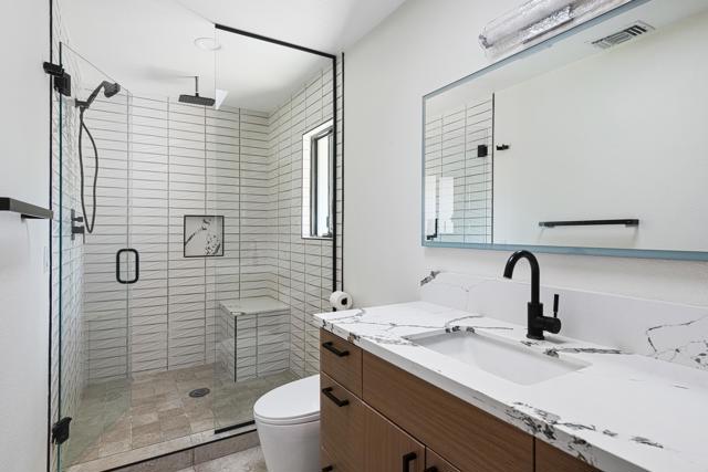 Image 35 of 51 For 225 Cahuilla Road