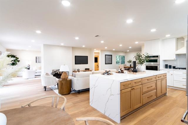 Detail Gallery Image 10 of 53 For 436 Montana Luna Ct, Escondido,  CA 92025 - 4 Beds | 2/1 Baths