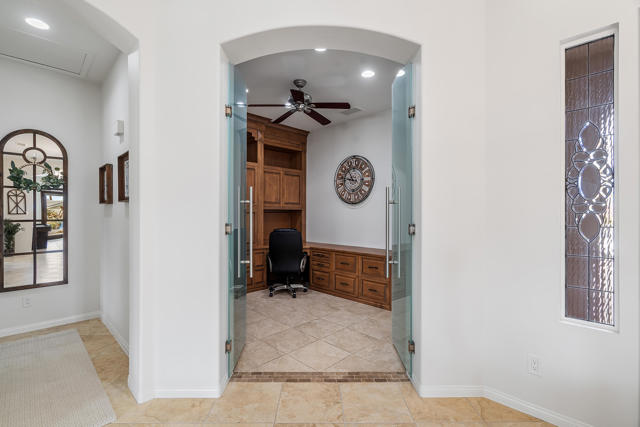 60612 Lace Leaf Court, La Quinta CA: https://media.crmls.org/mediaz/79222e11-f459-443b-95c2-e590e84682b7.jpg