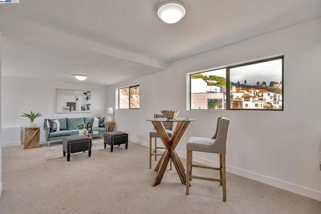 1522 Grand View Drive, Berkeley CA: https://media.crmls.org/mediaz/79223243-d99e-4c9d-9a9e-d4fa33d14f87.jpg