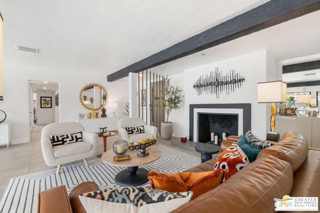 1251 E San Lorenzo Road, Palm Springs CA: https://media.crmls.org/mediaz/79238ab0-8dfb-4cb8-bd91-e8bf0a446cfc.jpg