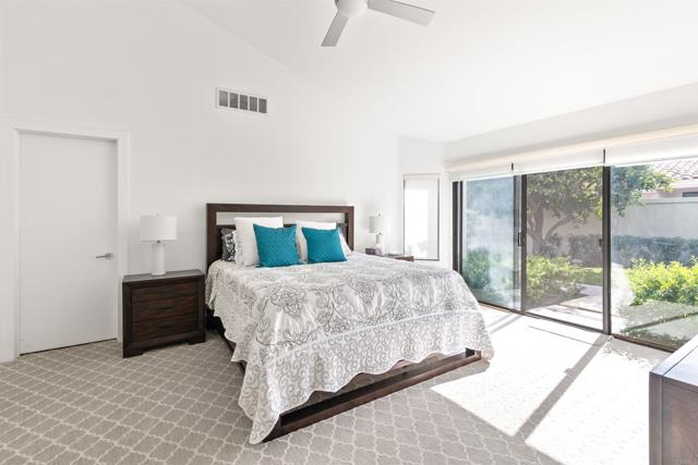 54877 Inverness Way, La Quinta CA: https://media.crmls.org/mediaz/7923b2cb-e29d-4205-930d-9638ddb258f4.jpg