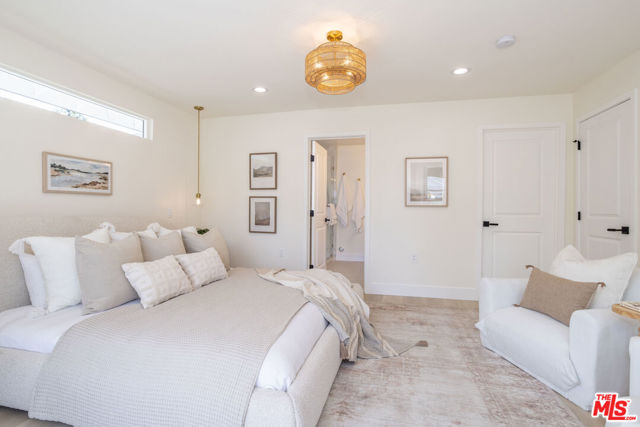 22250 Strathern Street, Canoga Park CA: https://media.crmls.org/mediaz/7923cf3b-a5ac-4faa-bd44-d23bc1aaf266.jpg