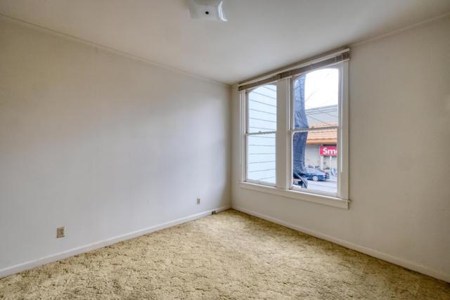 329 7th Avenue, San Francisco CA: https://media.crmls.org/mediaz/79244628-6510-48ac-84e1-844c294eb28f.jpg
