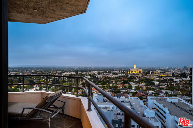 10601 Wilshire Boulevard, Los Angeles CA: https://media.crmls.org/mediaz/792475a7-8e2d-4968-a32d-d5582b3011e8.jpg