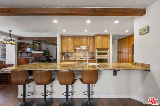 1197 Oriole Road, Wrightwood CA: https://media.crmls.org/mediaz/79248167-ae53-4306-ac45-e13c41202a52.jpg