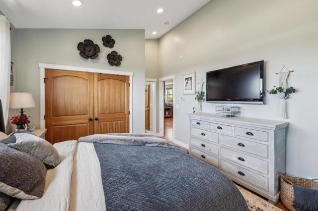 456 Grand Boulevard, Half Moon Bay CA: https://media.crmls.org/mediaz/792580eb-dc3f-4553-a168-eb56419ccd9f.jpg