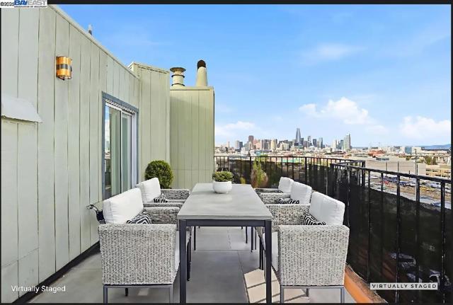 450 San Bruno Ave, San Francisco CA: https://media.crmls.org/mediaz/7925c013-2d7d-487e-bf59-a6aca4322fe4.jpg