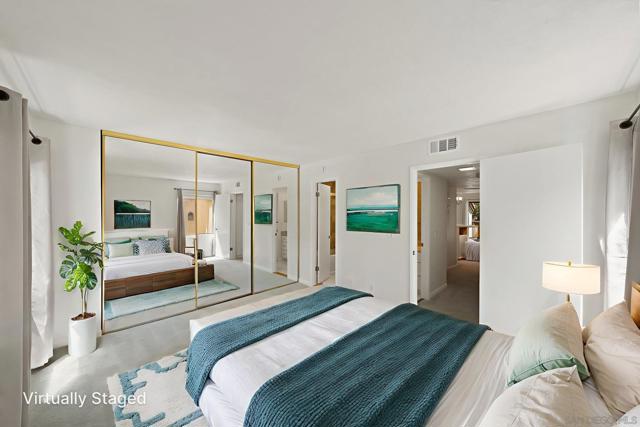 9909 Scripps Westview Way, San Diego CA: https://media.crmls.org/mediaz/7927276d-0ae2-45f8-b833-0d20dbc1b493.jpg