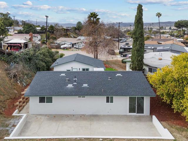 Image 24 of 37 For 9065 Heatherdale St