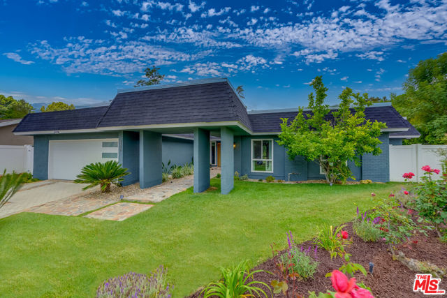 5356 Overing Drive photo 2