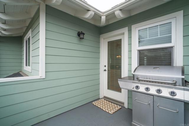2010 Cambridge Avenue, Cardiff by the Sea CA: https://media.crmls.org/mediaz/7928480e-f178-452c-9fcf-a237a73ee6dc.jpg