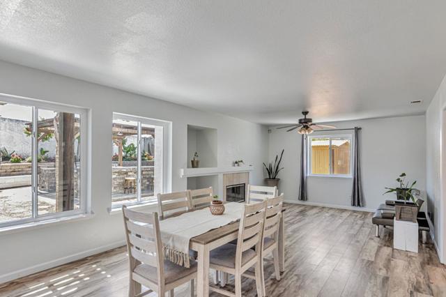 2191 Spruce Drive, Hollister CA: https://media.crmls.org/mediaz/79288138-83b6-4a24-b7fc-57dcc39d31bd.jpg