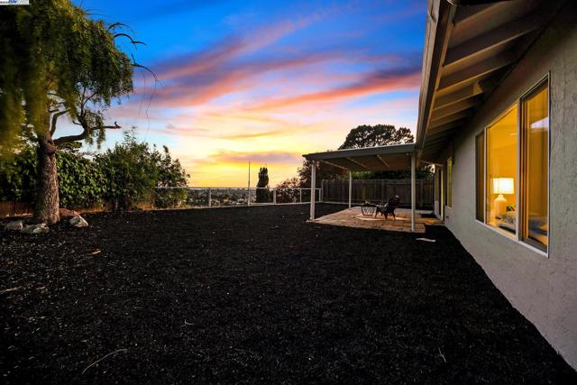 1165 Amend St, Pinole CA: https://media.crmls.org/mediaz/79288d2e-269e-47ac-8560-6591477f9683.jpg