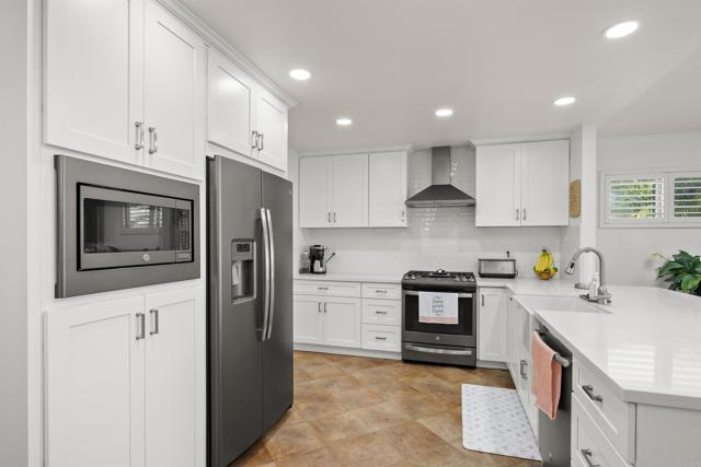 10347 WOODROSE AVE, Santee CA: https://media.crmls.org/mediaz/79295203-f6cf-427a-b8bc-f4b12f9a55c3.jpg