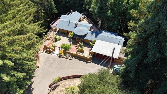 211 Hidden Lane, Santa Cruz CA: https://media.crmls.org/mediaz/7929b02c-caed-4e67-8bb5-62e50f8757d1.jpg