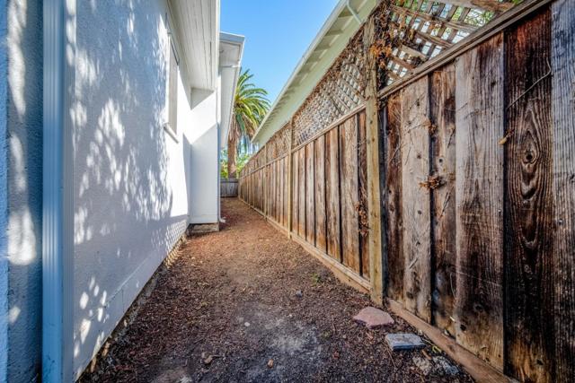 249 Washington Street, San Jose CA: https://media.crmls.org/mediaz/7929b0f2-b6a7-4fae-b540-8bd4a5c50922.jpg