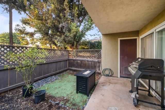 1145 Helix St, Spring Valley, California 91977, 2 Bedrooms Bedrooms, ,2 BathroomsBathrooms,Condominium,For Sale,Helix St,250020105SD