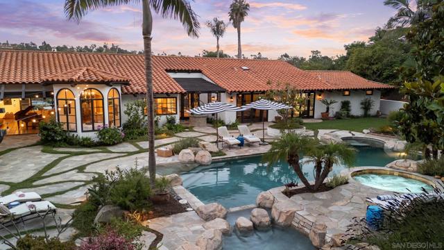 5354 El Camino Del Norte, Rancho Santa Fe CA: https://media.crmls.org/mediaz/792c1569-5c98-48fb-a824-5e6e24539eba.jpg