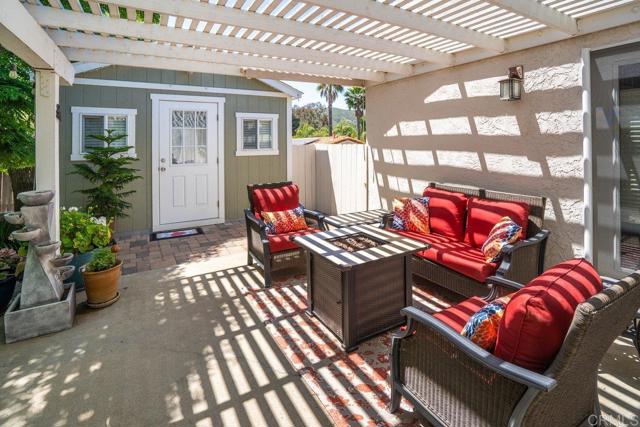 23847 Norte Dr, Ramona CA: https://media.crmls.org/mediaz/792c3bbe-ebf4-4f9f-91a3-82d10dc28705.jpg