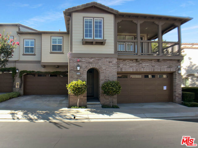 18944 Northern Dancer Lane, Yorba Linda CA: https://media.crmls.org/mediaz/792c5b61-cae1-4929-8e91-5d78ec511999.jpg