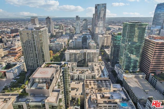 645 W 9th Street, Los Angeles CA: https://media.crmls.org/mediaz/792ca0c1-df33-45b6-9429-084208be25a6.jpg