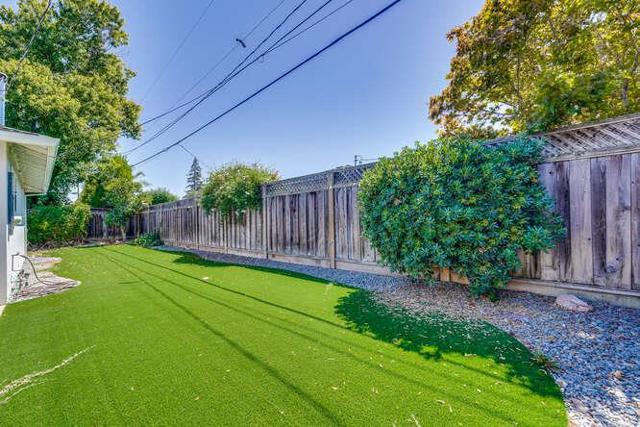 898 La Plata Plaza, Campbell CA: https://media.crmls.org/mediaz/792cf2d7-0d0c-45b8-b251-624146d8669e.jpg