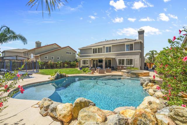 2264 Star Lilly Court, Brentwood CA: https://media.crmls.org/mediaz/792d3e87-9b3e-4113-a6c1-77ba91ad5060.jpg