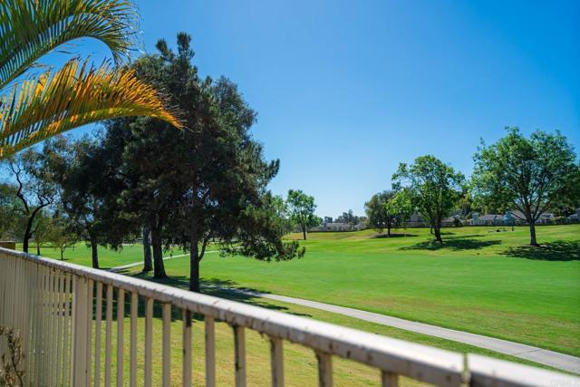 Detail Gallery Image 31 of 43 For 1015 Gleneagles Pl, Vista,  CA 92081 - 2 Beds | 2 Baths