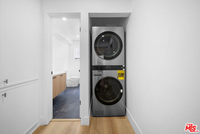 605 San Vicente Boulevard, Santa Monica CA: https://media.crmls.org/mediaz/792ea05a-83a7-4082-ac4c-3b8a7af6b4dd.jpg