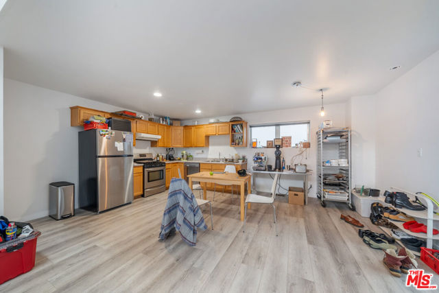 326 Welcome Street, Los Angeles CA: https://media.crmls.org/mediaz/792f8771-b443-4910-89bb-4e010ccbf276.jpg
