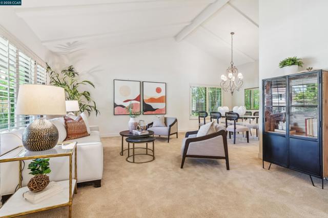 924 Cheyenne Dr, Walnut Creek CA: https://media.crmls.org/mediaz/792f8d66-63d0-43fa-93a9-f018e504e74b.jpg