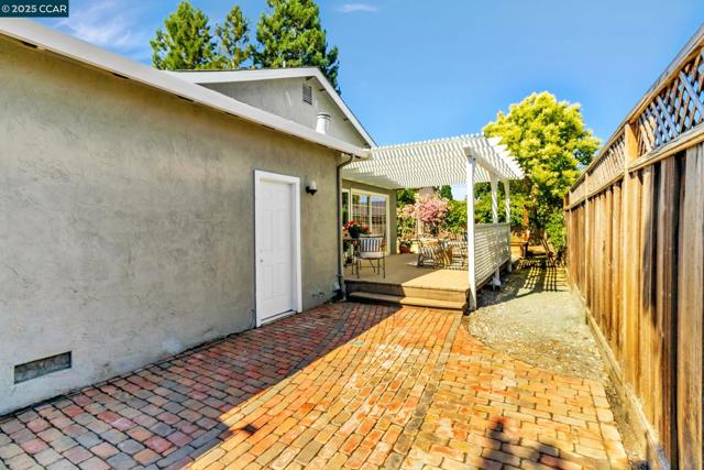 16 Belfast Pl, San Ramon CA: https://media.crmls.org/mediaz/79301d4b-b7ca-4297-a5e5-024566e52998.jpg