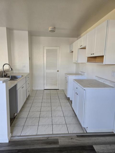 6883 Bear River Row, San Diego CA: https://media.crmls.org/mediaz/79309bf0-730f-4575-9404-6346859a0a1f.jpg