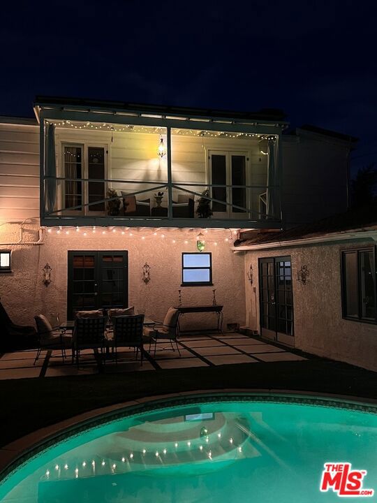 219 Winchester Avenue, Glendale CA: https://media.crmls.org/mediaz/79311275-5af1-4b0f-b5b6-4785be26e21b.jpg