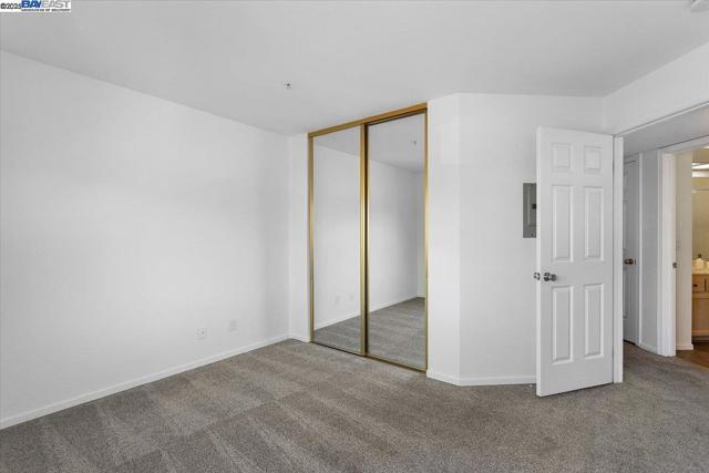 21103 Gary Dr, Hayward CA: https://media.crmls.org/mediaz/79318fa8-11d3-4c20-8f8f-e231cfab919a.jpg