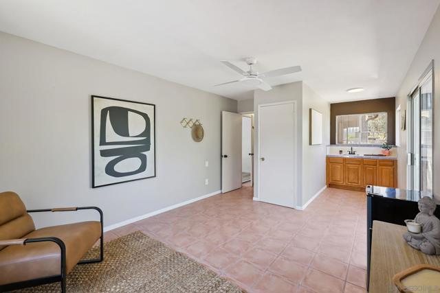 974 Via Hillview, Fallbrook CA: https://media.crmls.org/mediaz/793264c4-2793-42d2-9ec6-5fa88ed59d26.jpg