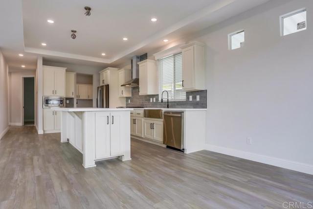 4650 Dulin Road, Fallbrook CA: https://media.crmls.org/mediaz/79326dfa-cb3f-467f-b25c-7ea5d7ded6bb.jpg