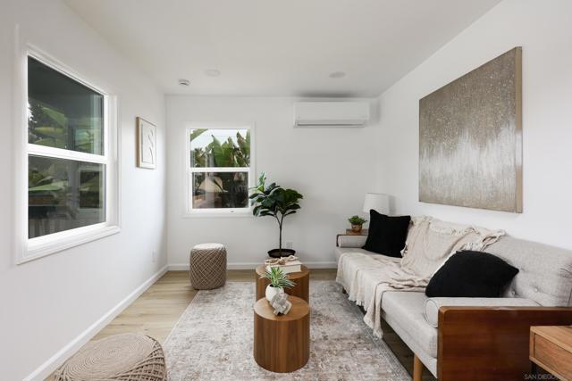 8210 Orchard Ave, La Mesa CA: https://media.crmls.org/mediaz/793293a2-5406-40f5-bba7-8b1aa485a00c.jpg